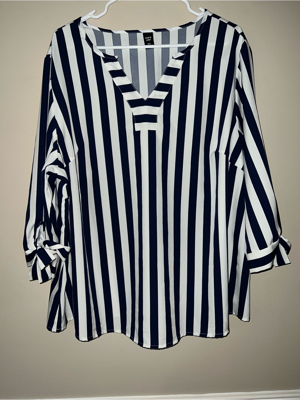 SHEIN Navy & White Vertical Stripe V-Neck Tunic - 3XL - NWOT